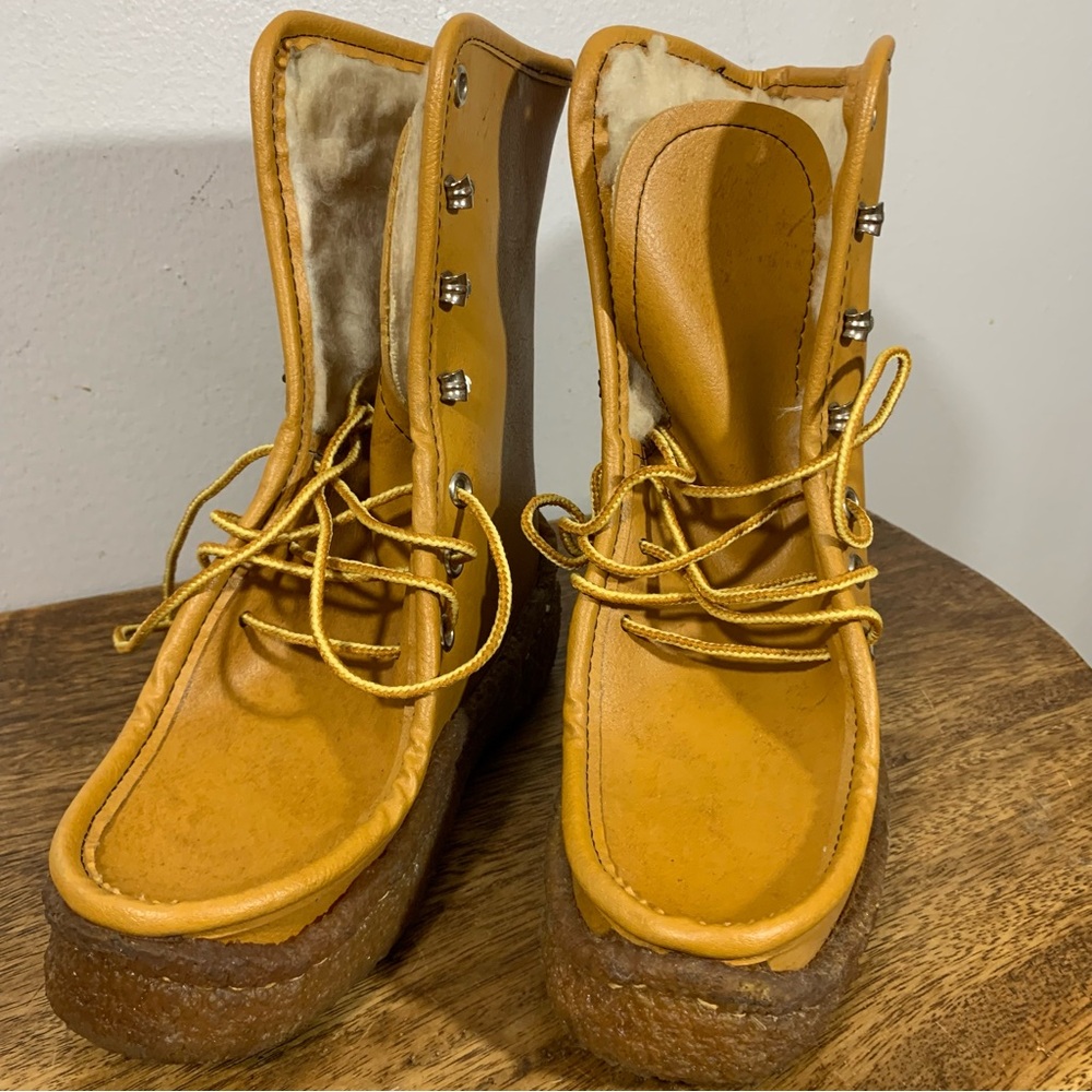 Vintage 70s moccasin mukluks warm winter  boots